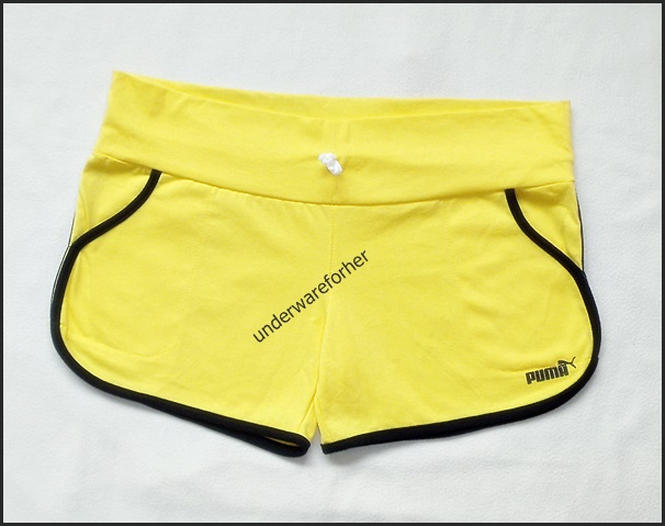 กางเกงขาสั้น PUMA สีเหลืองตัดขอบสีดำ รูปที่ 2