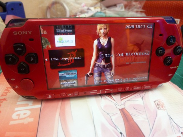 psp-3006 (Limited Edition) สีทูโทน ดำ-แดง 32GB มือ2 รูปที่ 3