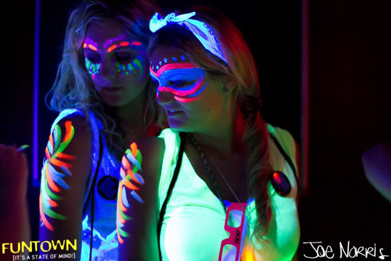 Stargazer Neon Face & Body Paint 10 ml. ส่งฟรีลงทะเบียน รูปที่ 6