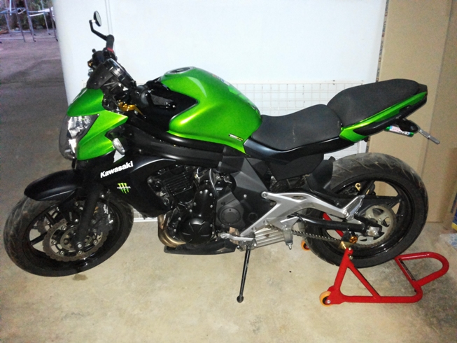 ขาย บิ๊กไบค์ Kawasaki ER6N ABS ปี 2012 สีเขียว (สีเดิมศูนย์)  ราคา 235,000- ทะเบียนพร้อมโอน รูปที่ 6