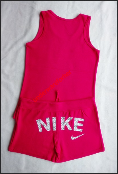 ชุด NIKE ผู้หญิง สีบานเย็น รูปที่ 3