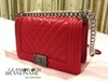 รูปย่อ Chanel Boy 10" สีแดงสวยเปรี้ยวหรู Hot สุดแห่งพ.ศ.นี้ รูปที่4