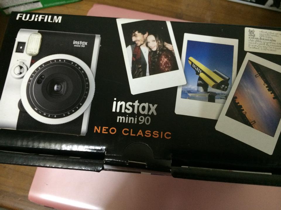 ขายกล้องโพราลอยด์ Fujifilm Instax Mini 90 NEO Classic มืองสอง แถมฟิล์ม 2 กล่อง รูปที่ 4