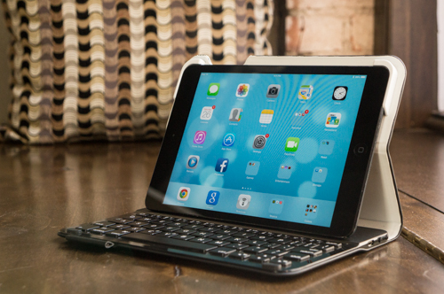 Logiteh คีย์บอดร์สำหรับ iPad Air, ลดราคาพิเศษเพียง ฿2,900 จากราคาปกติ ฿3,450 รูปที่ 1