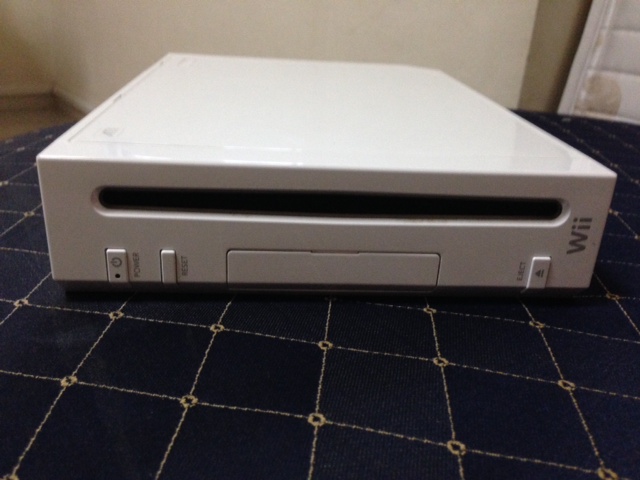 ขายเครื่องเล่นเกมส์ Wii US รูปที่ 2