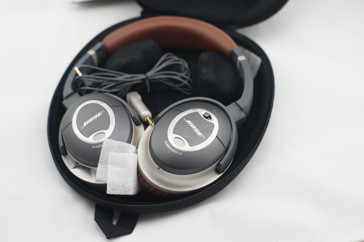 ขออนุญาตขาย หูฟังเสียงดี ((((( BOSE ))))) QC15 Quiet Comfort Noise Cancelling Limited Edition รูปที่ 3