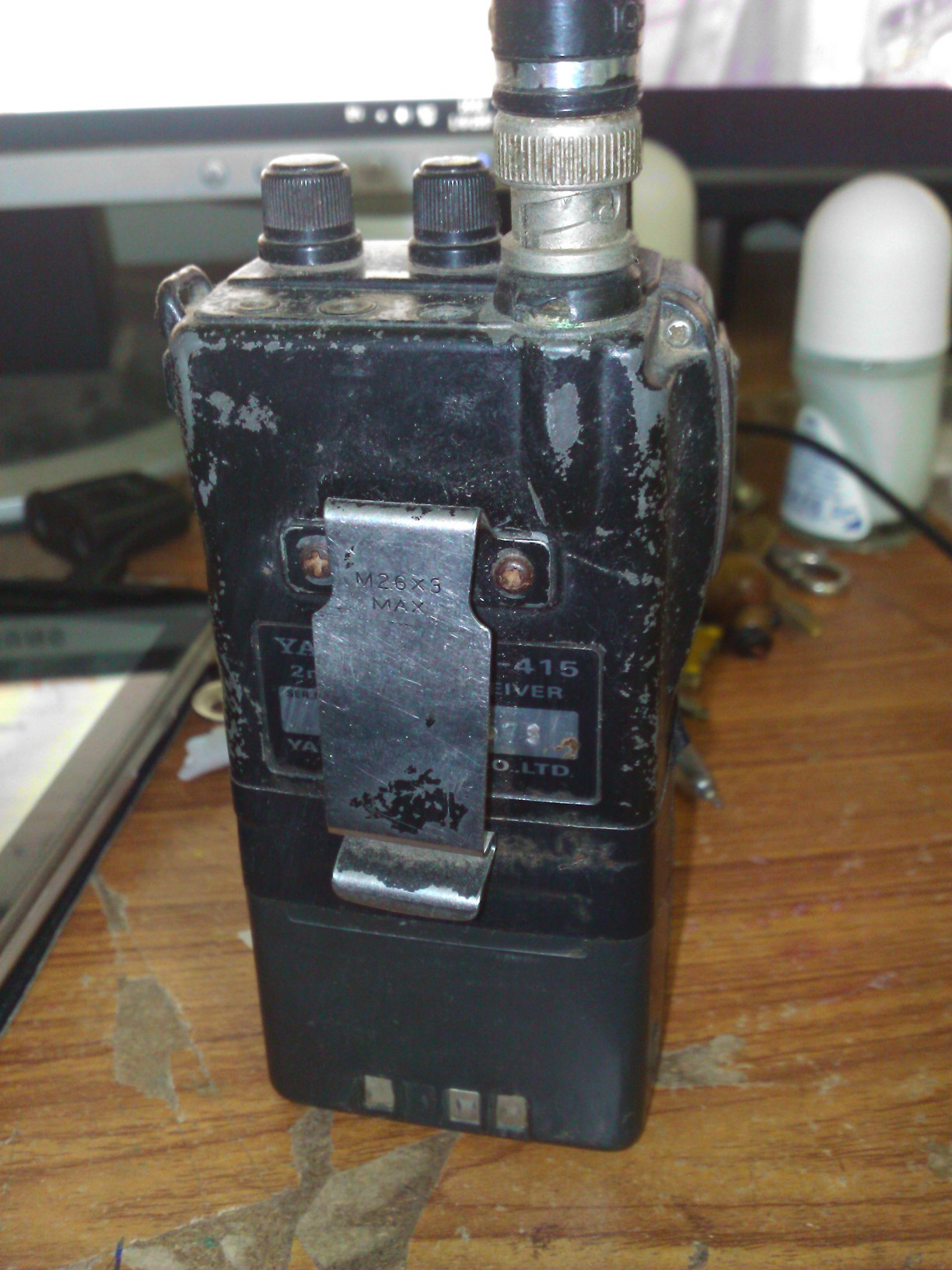 วิทยุสมัครเล่นเครื่องดำ YAESU FT-415 รูปที่ 3