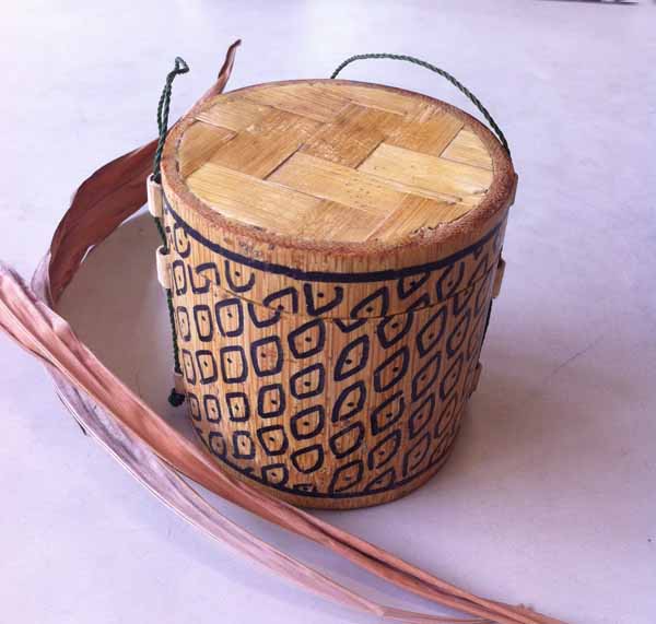 กระติ๊บไม้ไผ่ ขนาดกลางจากลำต้นไม้ไผ่ทนทานพิเศษ Unique MediumKratib Basket Bamboo Trunk - พร้อมส่ง ราคา200บาท รูปที่ 1