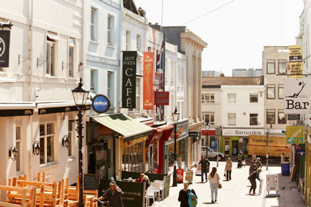 คอร์สเรียนภาษาอังกฤษระยะสั้น 2-3 เดือน ที่ Brighton ประเทศอังกฤษ รูปที่ 2