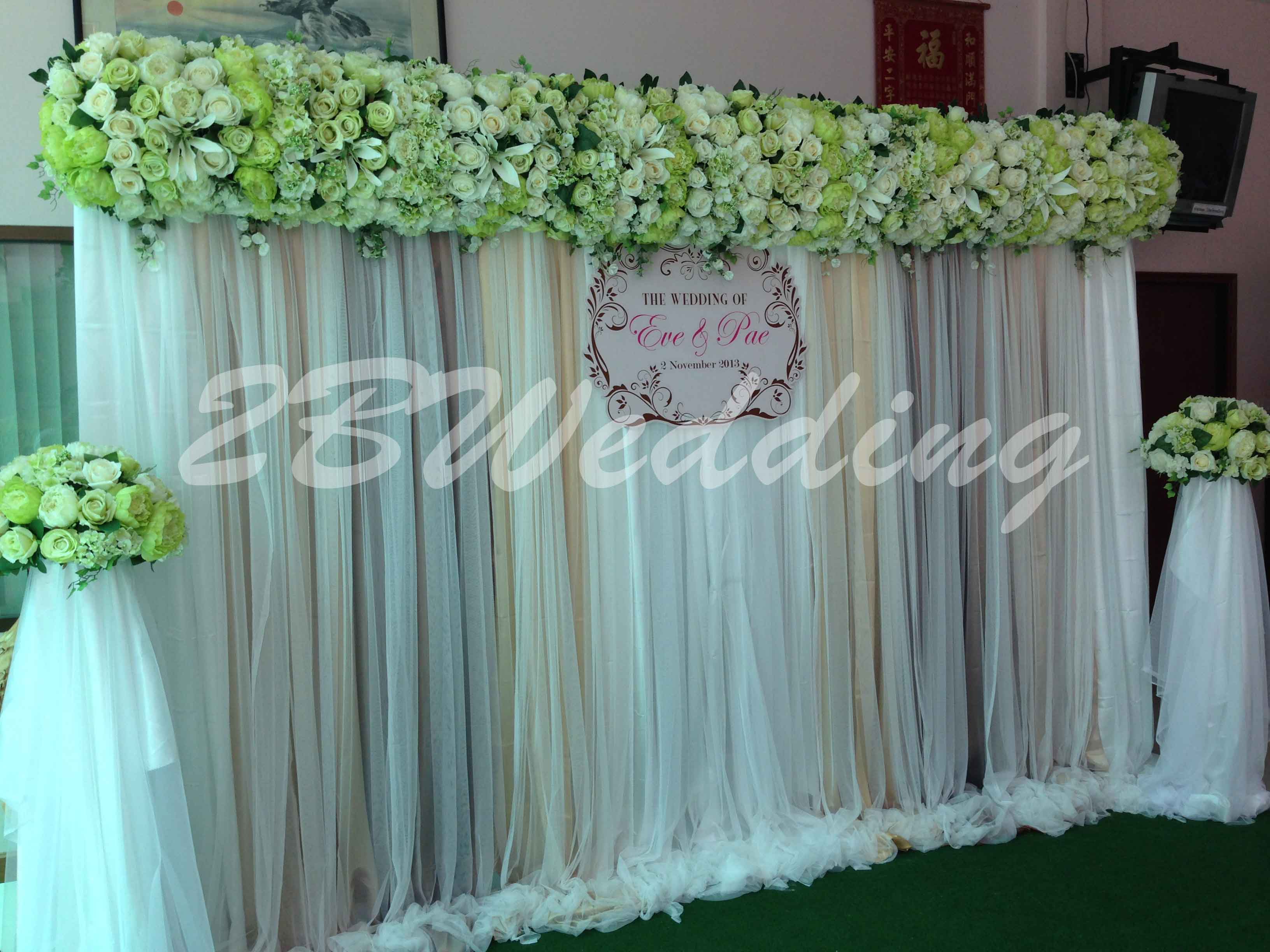 ซุ้มถ่ายรูปงานแต่งงานแบบดอกไม้ประดิษฐ์ ราคาเริ่มต้นเพียง 3,000 บาท รูปที่ 7