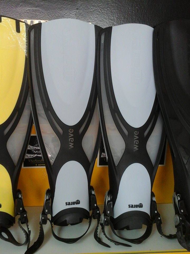 ตีนกบยี่ห้อ MARES(แบบเปิดส้น)ราคา 3550 บาท จัดส่งฟรีที่ร้าน thailandspeargun shop บน facebook รูปที่ 4