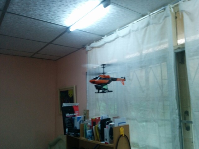 Silverlit Heli Splash ฮอจิ๋วยิงนํ้าได้ ของห้าง robinson รูปที่ 6