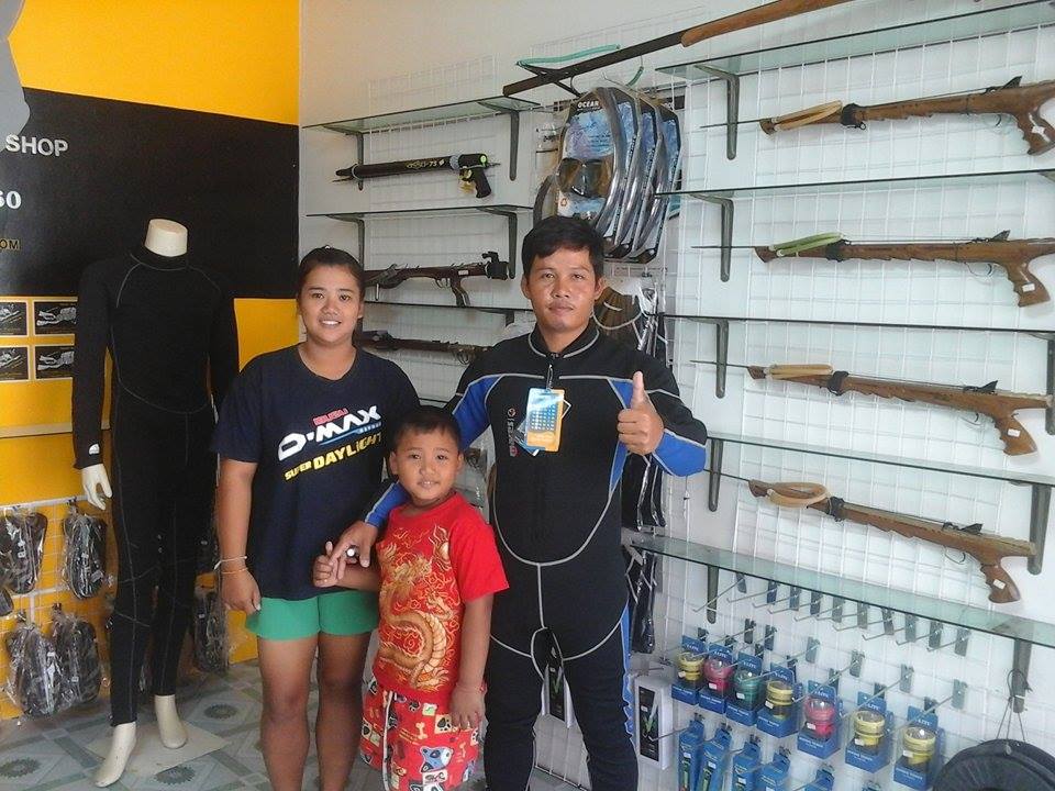 เว็ทสูทดำน้ำ ที่คุณเอก(ลพบุรี)เข้ามาอุดหนุนซื้อที่ร้าน thailandspeargun shop รูปที่ 3