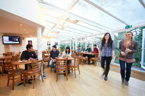 St.Giles International School โรงเรียนสอนภาษาอังกฤษ มี 15 สาขา ทั่วอังกฤษและอเมริกาเหนือ รูปที่ 3