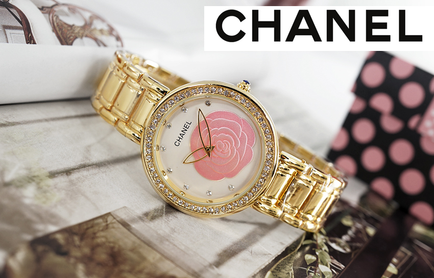 นาฬิกา Chanel งาน AAA สายเลสสีทอง ตัวเรือนสีทอง ฝังเพชรโดยรอบสวยงาม   ขนาดตัวเรือน 38 mm. สายยาวประมาณ 20.5 cm. ปั๊มโลโก รูปที่ 1