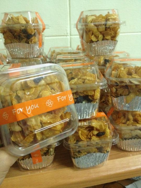 ขนมอบกรอบcornflake caramelหวานพอดี อร่อยชัวร์ รูปที่ 2