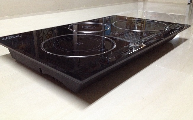 [-- เตาแม่เหล็กไฟฟ้า --] เตาไฟฟ้า Induction สินค้าใหม่ 100% ฝังเคาน์เตอร์ได้ ขนย้ายง่าย ราคาถูกลดพิเศษ! รูปที่ 3