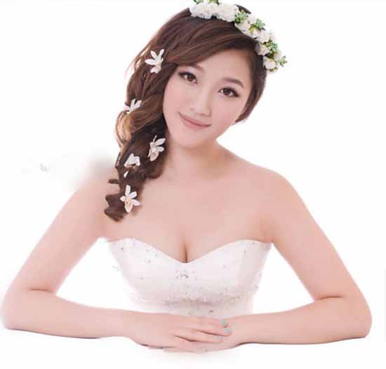 ที่คาดผม สำหรับไปงานแต่งงานดอกกุหลาบสีขาวสวยมากแฟชั่นเกาหลี นำเข้า สีขาว - พร้อมส่งW126 ราคา390บาท รูปที่ 1