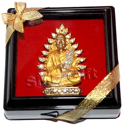 ของชำร่วย ของที่ระลึก เข็มกลัดพระ พระพุทธชินราช พระแก้วมรกต หลวงปู่ทวด หลวงพ่อโต พร้อมกล่อง รูปที่ 4