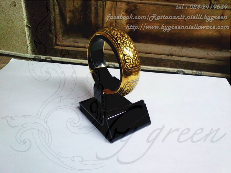 กำไลถมทอง 2 cm.ลายดอกพุตตาน  แบบล็อค โดย เครื่องถมนคร by green รูปที่ 4