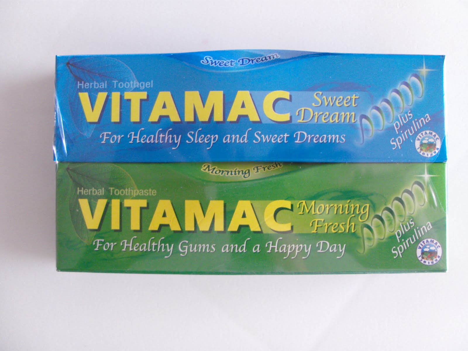 ยาสีฟันสมุนไพรไวตาแมค (Vitamac) ยาสีฟันจากสมุนไพรสกัดเข้มข้น ใช้ปริมาณเท่าเมล็ดถั่วเขียวก็เพียงพอแล้ว รูปที่ 1