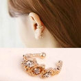 ต่างหูคลิป แฟชั่นเกาหลีหนีบด้านข้างใบหูสวย Ear Cuff Wrap Rhinestone Clip Earrings นำเข้า - พร้อมส่งW187 ราคา250