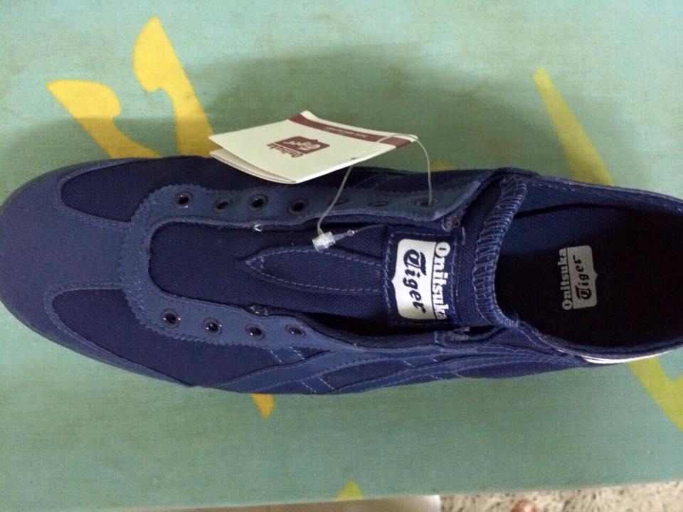 ขาย  ONITSUKA TigerMEXICO 66 PARATY Navy ของแท้ 100เปอร์เซ็น รูปที่ 1