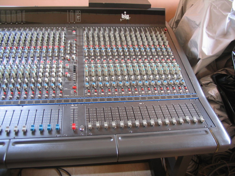 Mixing Console รูปที่ 5