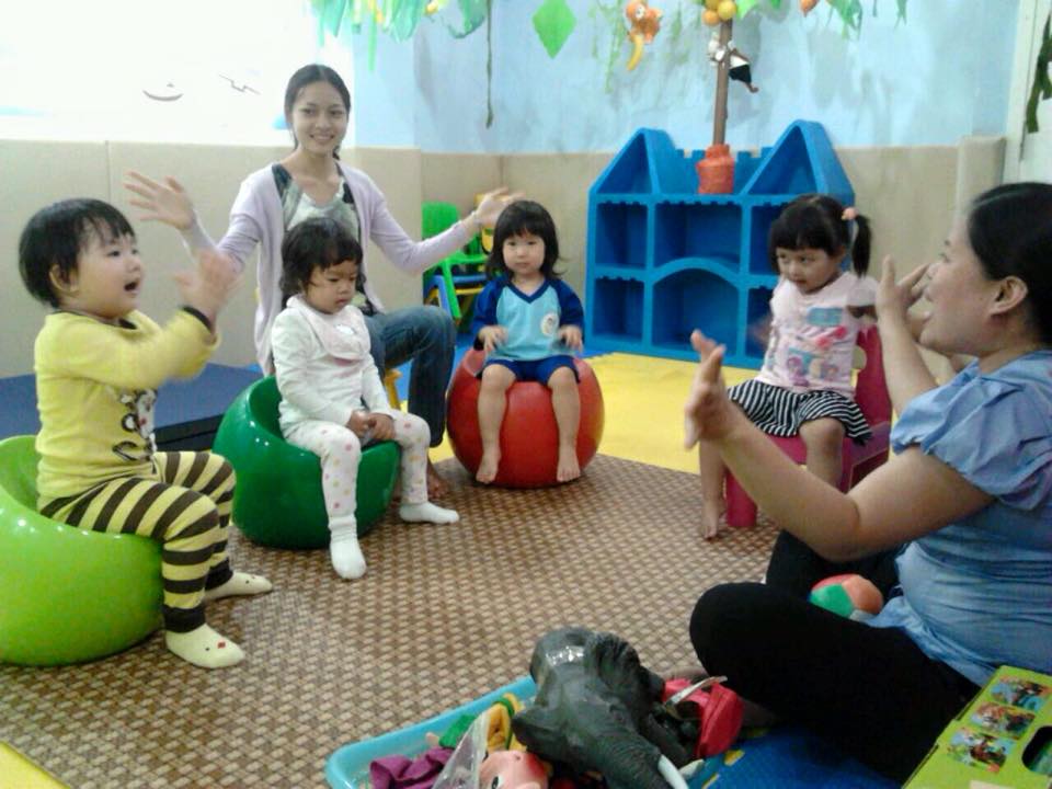 Kid smile care เป็นเนอสเซอร์รี่ที่เปิดสอนเด็กอายุตั้งแต่ 1 ขวบขึ้นไปพร้อมทดลองเรียนฟรี!!!!! รูปที่ 6
