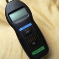 เครื่องวัดความเร็วรอบ (Digital Tachometer) รุ่น DT-2236C ใช้งานทั้งแบบแสง (Non-contact) และแบบสัมผัส (Contact)