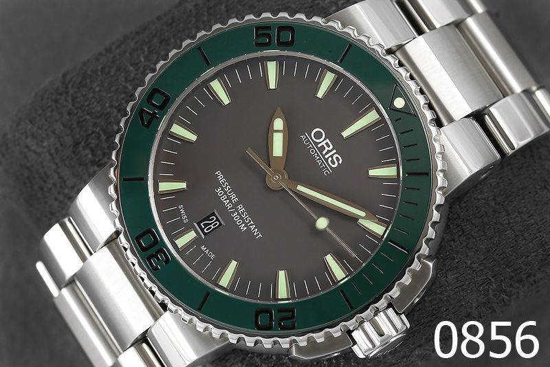 นาฬิกาของแท้ ORIS AQUIS DATE GREY DIAL GREEN CERAMIC BEZEL รุ่นใหม่ คุ้มราคาที่สุด สวยๆ ทนๆ อึดๆ เพิ่งออก Shop ไทย รูปที่ 1