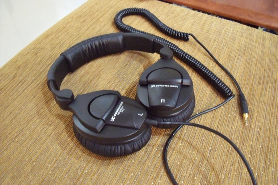 หูฟัง Sennheiser รุ่น รูปที่ 2
