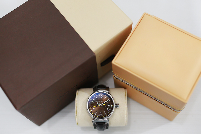 LOUIS VUITTON TAMBOUR AUTOMATIC GMT แบรนด์ดัง เรียบหรู ราคาถูก น่าใช้มากครับ ขนาด Man Size 39.5mm. รูปที่ 5