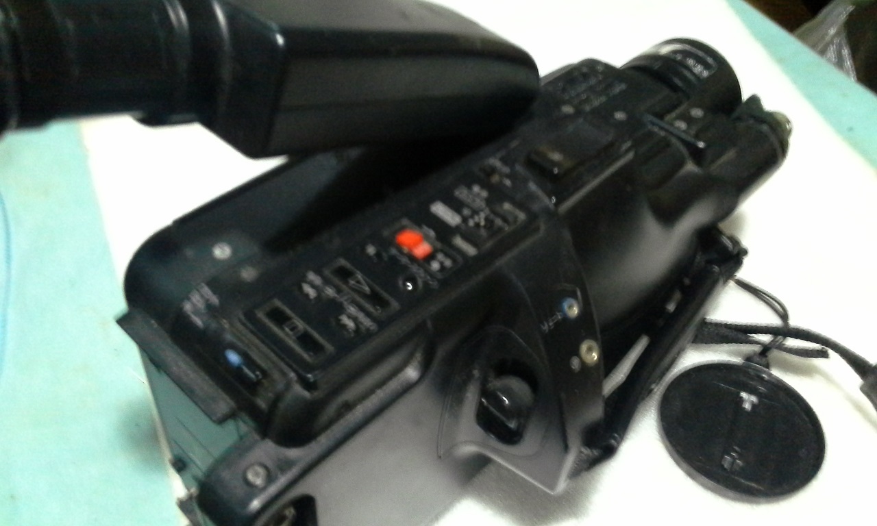 ขายกล้องวีดีโอ ccd-f300 รูปที่ 2