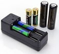 เครื่องชาร์จถ่าน Universal Smart Charger แบบ Dual Channel (YQ-082A)
