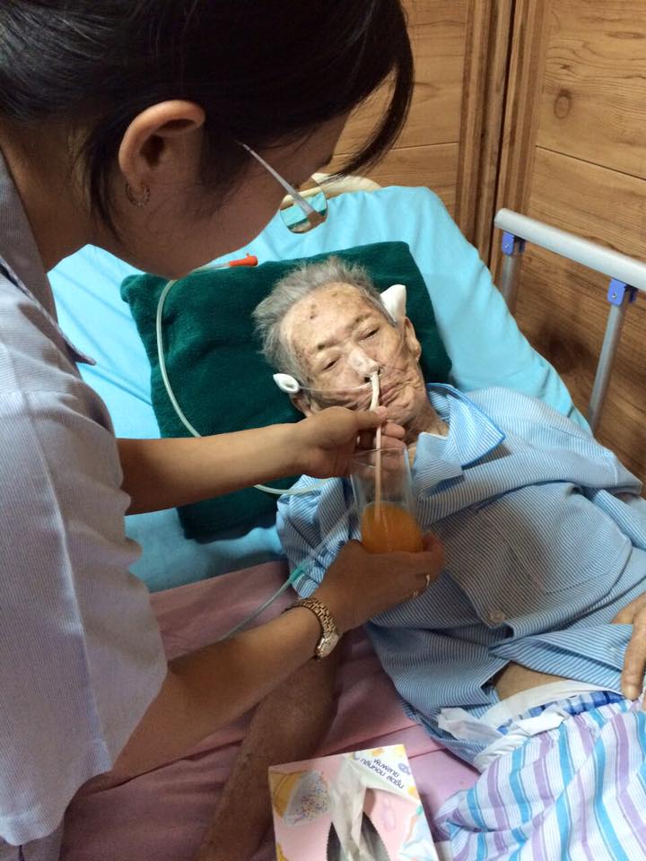 ศูนย์บริการ ดูแลผู้สูงอายุ ผู้ป่วยพักฟื้น โดยทีมสหวิชาชีพแพทย์และพยาบาลมืออาชีพ ถนนพุทธมณฑลสาย 4 รูปที่ 4