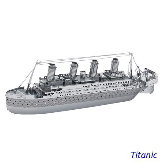 TITANIC 3D Metal Model รูปที่ 1