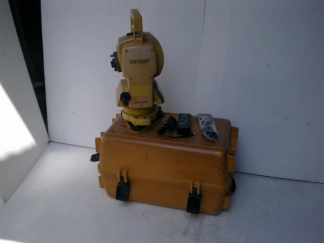 ขายกล้องสำรวจ TOTAL STATION ยี่ห้อ TOPCON รุ่น CS102 ขนาด1หน้าจอ เเบตใหม่1ก้อน มีกล่องเเละอุปกรณ์ครบตามรูปเลยครับพร้อมคาริเบต ออกค่าพิกัดได้ ออกใบเซอร์ สภาพ90%MADE IN JAPAN ขายเเค่50000 บาทเท่านั้นครับ สภาพดีมากพร้อมใช้งานได้อีกนาน : นนทบุรี รูปที่ 3