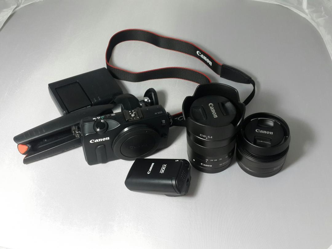 ขาย Canon EOS-M เลนส์ Fix 22mmf2.0 และ Kit 18-55mm อุปกรณ์ชุดใหญ่ รูปที่ 1