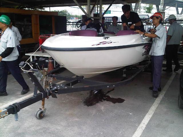 ขาย Speed Boat มือสอง สภาพดี ใช้งานน้อย รูปที่ 4