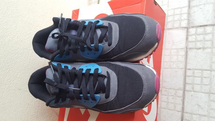 Nike Air Max 90 Essential รูปที่ 4