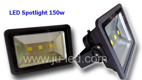 Spotlight/Floodlight LED 100w / 150w ใช้แทนโคมฮาโลเจน 250w กินไฟน้อย อายุการใช้งานนาน คืนทุนเร็ว ประหยัดค่าไฟกว่า 70% รูปที่ 1