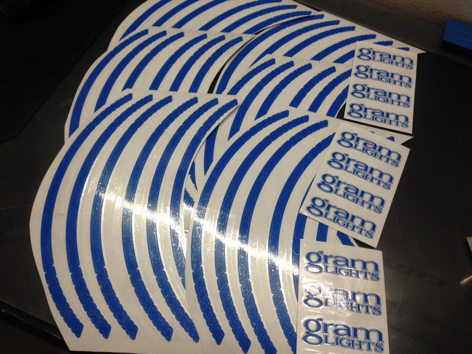 Sticker ติดก้านล้อ ติดล้อ สติกเกอร์ Gramlights SSR รูปที่ 3