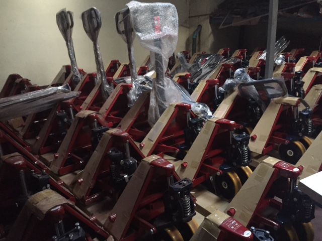 HAND PALLET TRUCK PILOT 086-0818076 รูปที่ 3