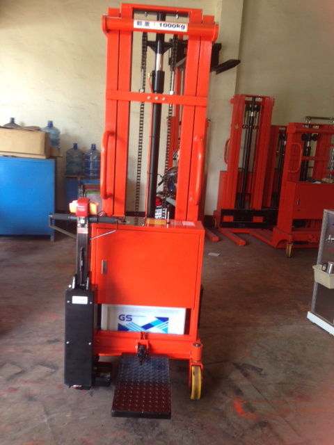 FULLY POWERED STACKER PILOT 086-0818076 รูปที่ 2