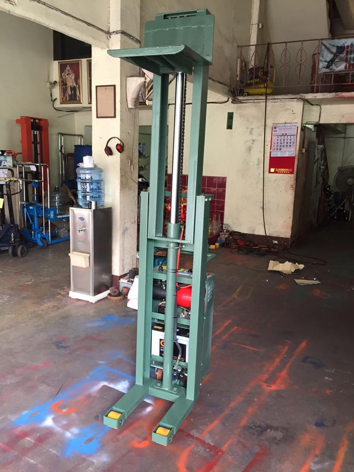 SEMI ELECTRIC STACKER PILOT 086-0818076 รูปที่ 4