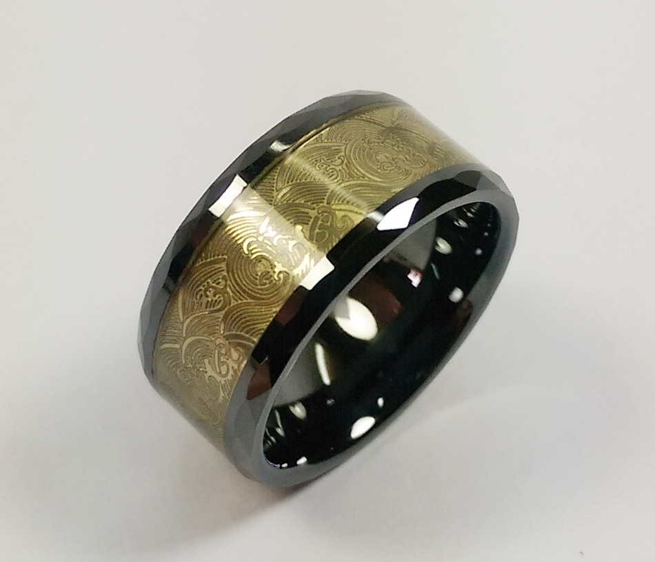 ขายแหวนสแตนเลส แท้ ขอบเหลี่ยม เซรามิคสีดำ รูปที่ 1