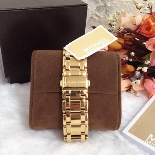 Michael Kors MK5310 Gold Mother Of Pearl Women's Watch รูปที่ 4