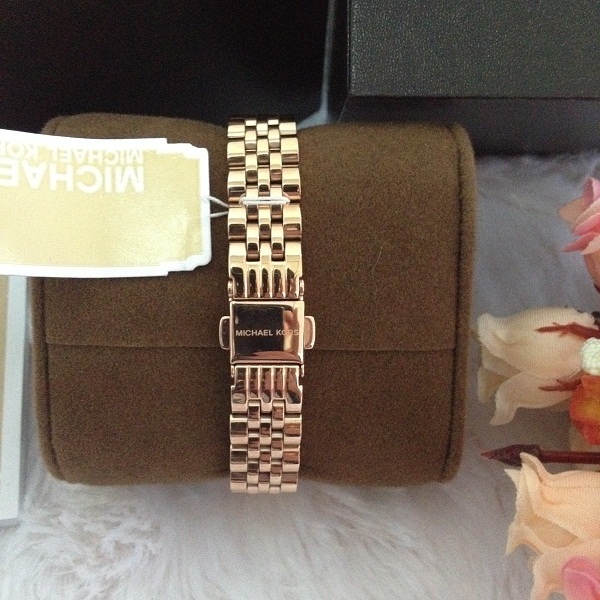 Michael Kors MK3272 Women's Lexington Petite Rose Golden Blue Dial Watch รูปที่ 4