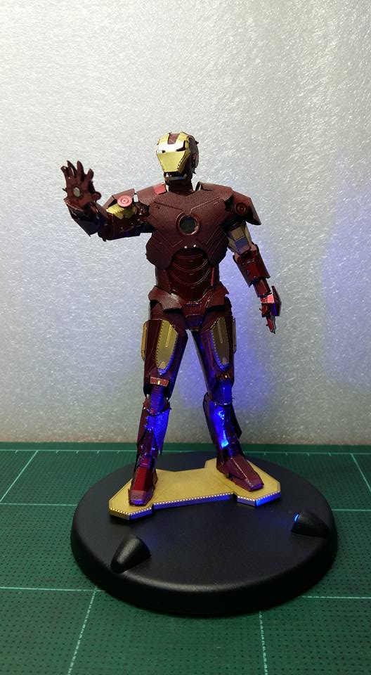 IRON MAN 3D Metal Model รูปที่ 1